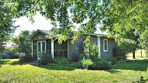 Rosebud Cottage at Piney Hill Bed & Breakfast and Cottages in Luray, Virginia