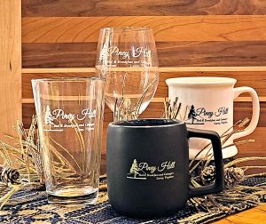 Piney Hill Bed & Breakfast and Cottages Logo Wine Glass, Beer Glass & Mugs